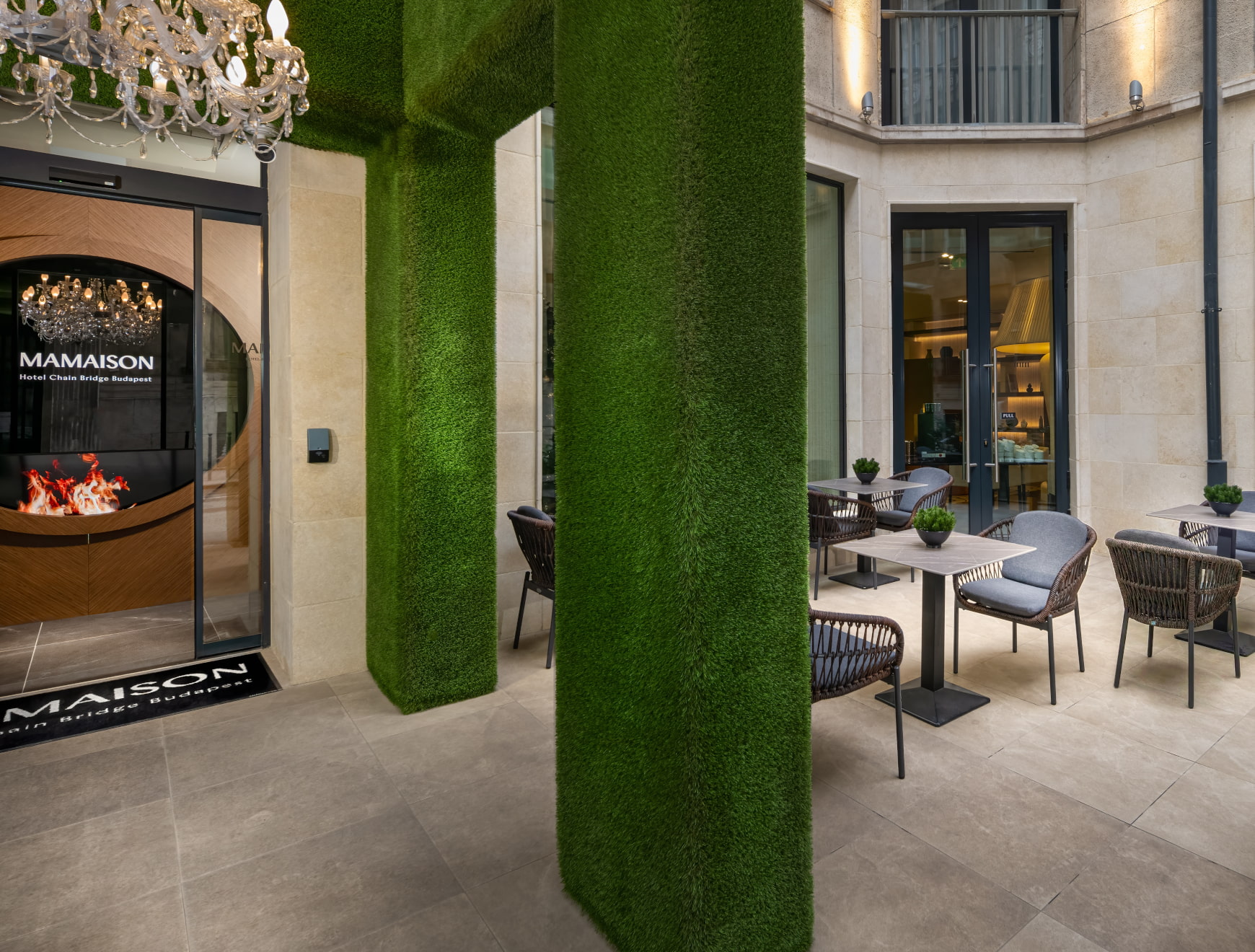 Mamaison About the hotel | Mamaison Hotel Chain Bridge Budapest